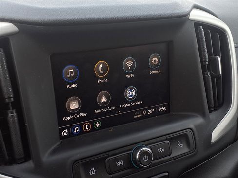 Used 2023 GMC Terrain SLE image 5