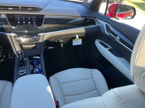 New 2025 Cadillac XT6 Sport w/ LPO, Floor Liner Package image 35