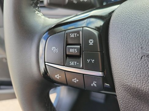 Used 2024 Ford Escape Platinum w/ Premium Technology Package AWD/4WD image 24