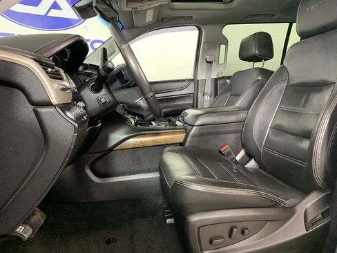 Used 2018 GMC Yukon XL Denali w/ Denali Ultimate Package image 15