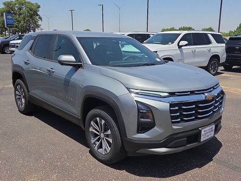 New 2026 Chevrolet Equinox LT w/ Safety and Technology Package FWD image 5