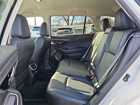 Used 2023 Subaru Outback Limited image 10