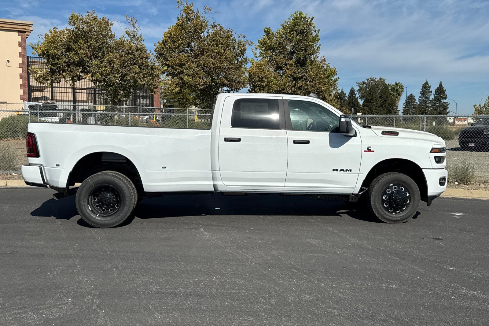 New 2026 RAM 3500 Big Horn AWD/4WD image 2