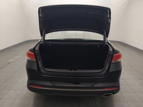 Used 2017 Kia Optima EX image 29