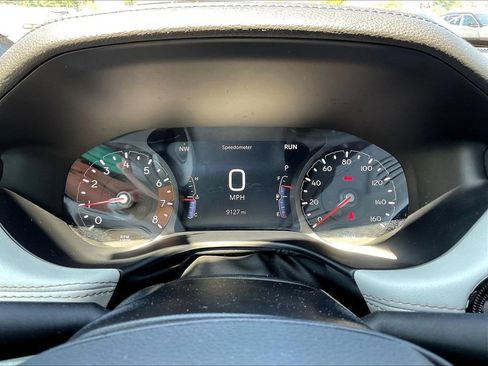 Used 2025 Jeep Compass Limited AWD/4WD image 15