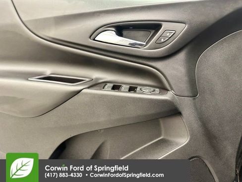 Used 2019 Chevrolet Equinox LT image 33