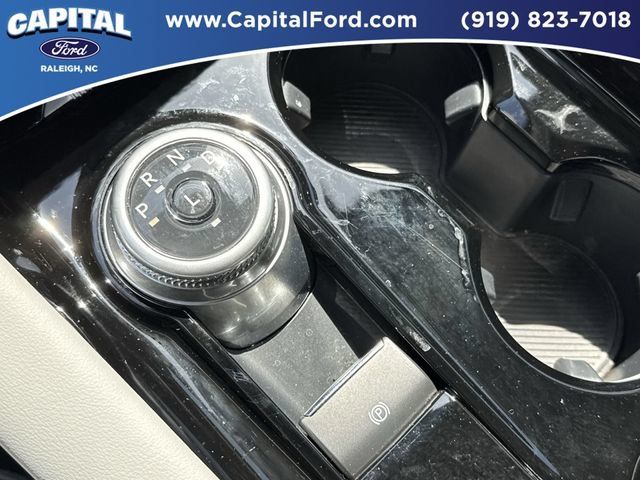 Certified 2025 Ford Explorer Platinum w/ LUX Leather Package AWD/4WD image 31