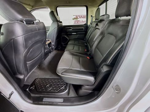 Used 2019 RAM 1500 Laramie AWD/4WD image 28
