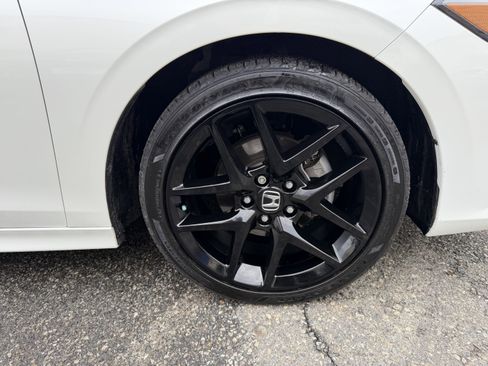 Used 2024 Honda Civic Sport image 10
