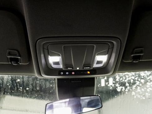 Used 2022 Chevrolet Silverado 1500 Custom image 22