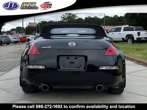 Used 2005 Nissan 350Z Touring image 6