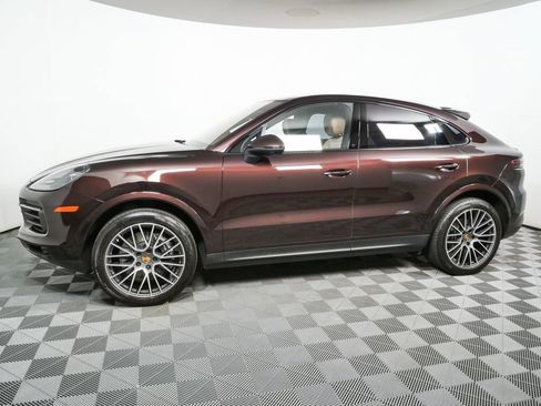 Certified 2023 Porsche Cayenne Coupe AWD/4WD image 2