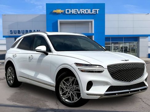 Used 2025 Genesis GV70 2.5T w/ Advanced Package AWD/4WD image 2