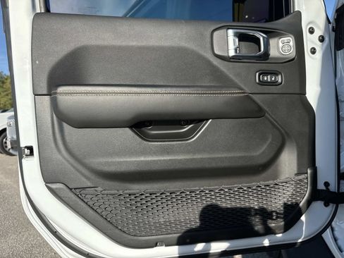 Used 2024 Jeep Wrangler Sahara w/ Safety Group image 20