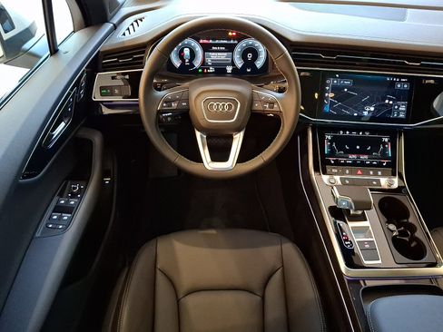 New 2026 Audi Q7 2.0T Premium image 7