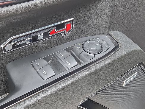 Used 2024 GMC Sierra 1500 AT4 w/ Technology Package AWD/4WD image 22