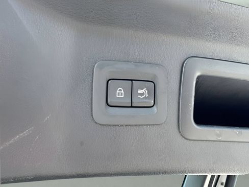 Used 2024 MAZDA CX-90 Plug-In Hybrid w/ Preferred AWD/4WD image 30