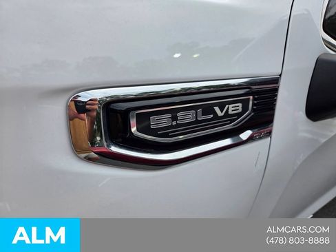 Used 2025 GMC Sierra 1500 SLT RWD image 3