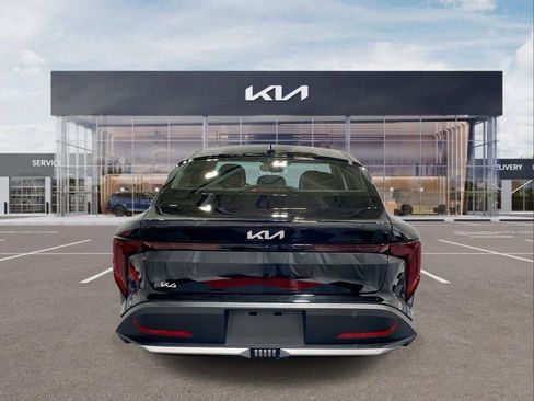 New 2026 Kia K4 LXS image 7