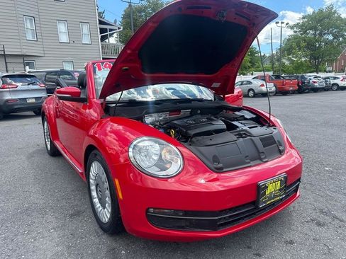 Used 2014 Volkswagen Beetle 1.8T FWD image 40