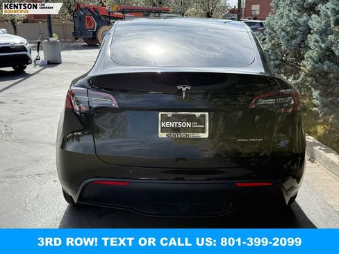 Used 2023 Tesla Model Y Long Range image 7