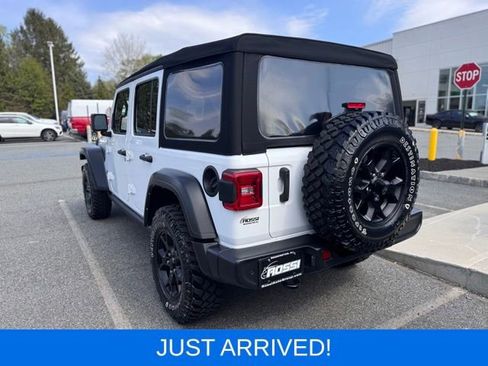 Used 2022 Jeep Wrangler Unlimited Sport AWD/4WD image 8