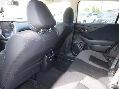 Used 2025 Subaru Outback Premium AWD/4WD image 25