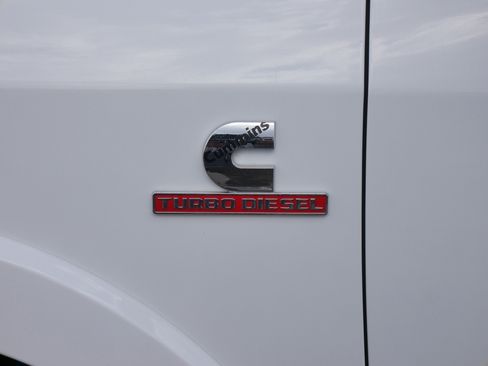 Used 2019 RAM 2500 Laramie image 18