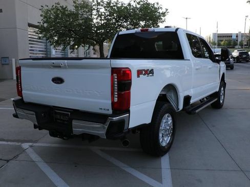 New 2026 Ford F250 XLT w/ XLT Premium Package AWD/4WD image 6