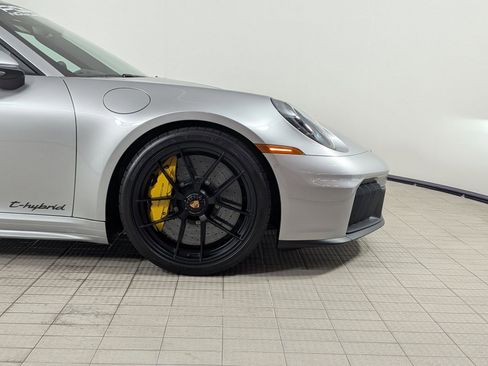 New 2026 Porsche 911 Carrera GTS RWD image 12