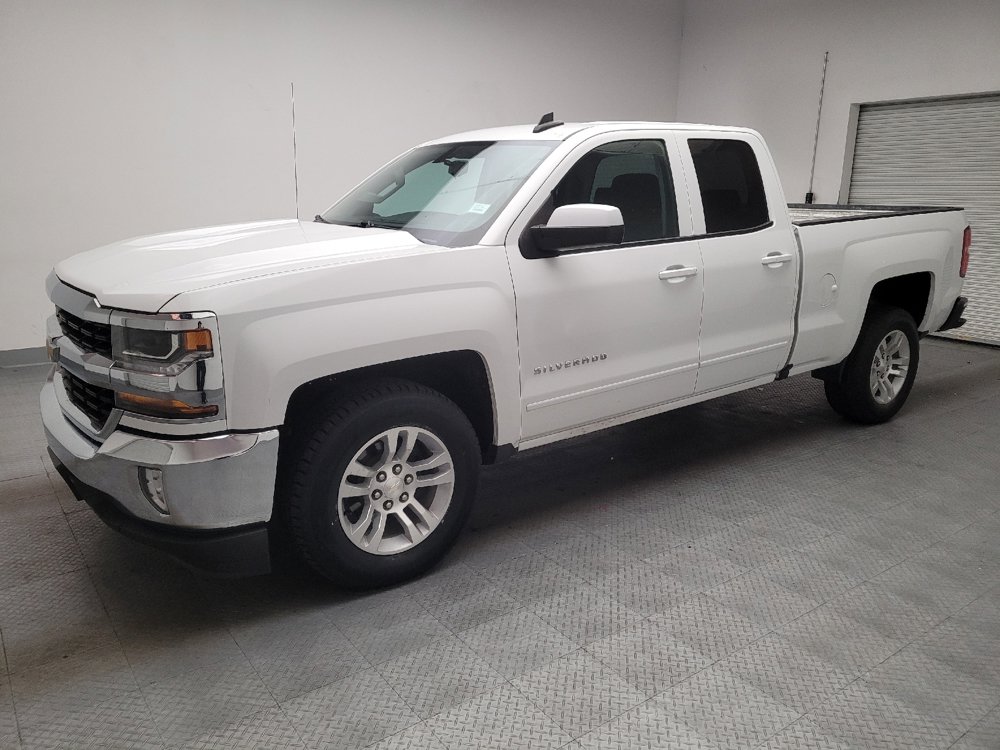 Used 2019 Chevrolet Silverado 1500 LT w/ All Star Edition RWD image 2