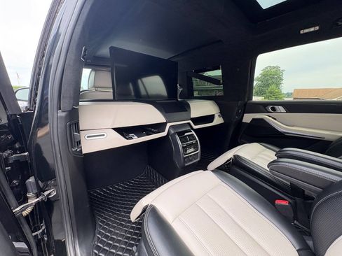 Used 2019 BMW X7 xDrive40i w/ Luxury Seating Package AWD/4WD image 20