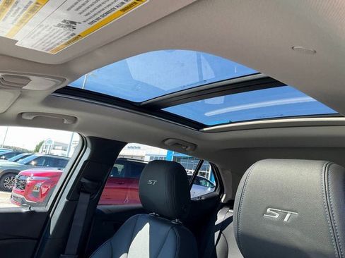 New 2026 Buick Encore GX Sport Touring image 14