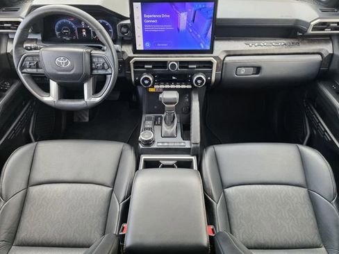 Used 2024 Toyota Tacoma Limited w/ Limited Package (LT) AWD/4WD image 24
