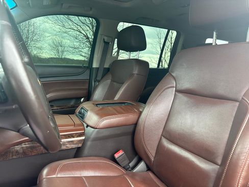 Used 2015 Chevrolet Suburban LTZ AWD/4WD image 13