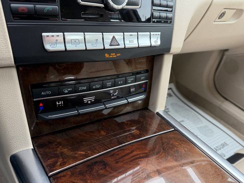 Used 2014 Mercedes-Benz E 350 4MATIC Sedan w/ Premium 1 Package image 17