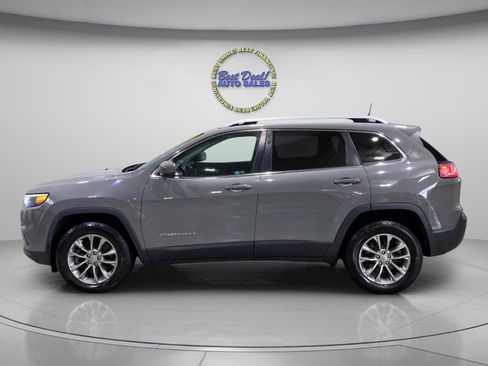 Used 2020 Jeep Cherokee Latitude Plus w/ Cold Weather Group AWD/4WD image 2