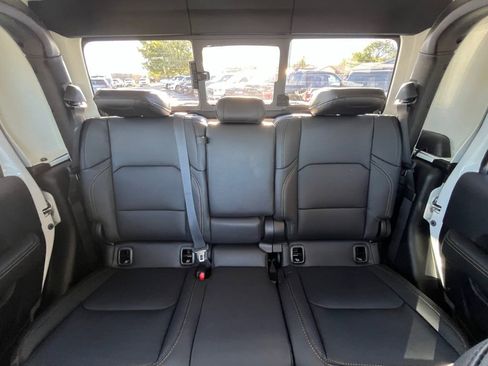 New 2026 Jeep Gladiator Sport image 5