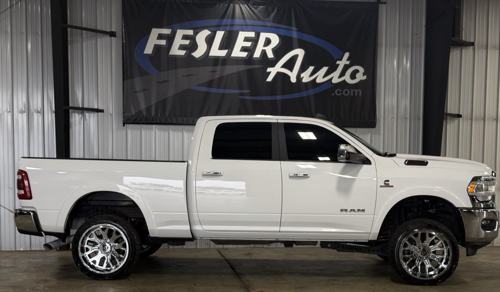 Used 2022 RAM 2500 Laramie AWD/4WD image 1