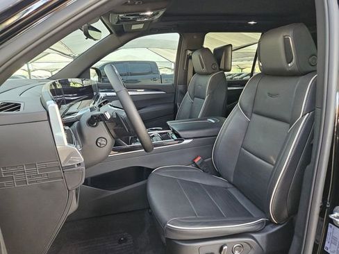 Certified 2025 Cadillac Escalade Sport w/ Touring Package image 22