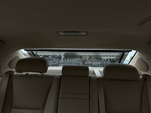 Used 2014 Lexus LS 460 w/ Comfort Package image 25