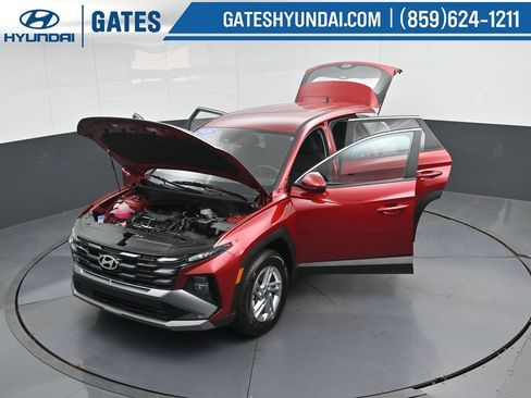 Used 2026 Hyundai Tucson SE AWD/4WD image 48