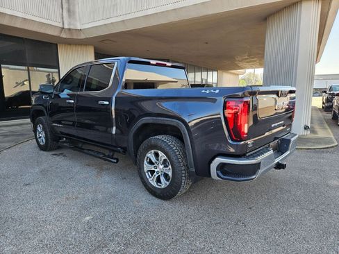 Used 2025 GMC Sierra 1500 SLT image 3