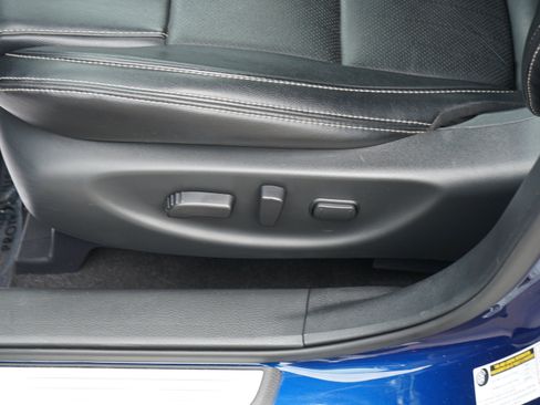 Used 2023 Nissan Maxima SV w/ Floor Mat Group FWD image 17