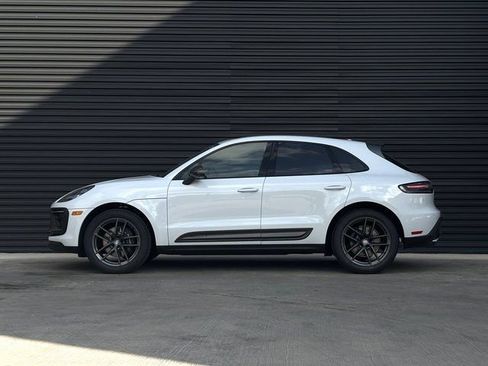 Certified 2026 Porsche Macan Turbo image 3