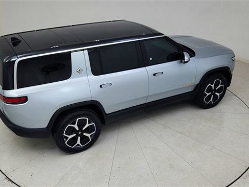 Used 2023 Rivian R1S Adventure image 85