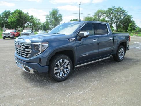 New 2026 GMC Sierra 1500 Denali AWD/4WD image 10