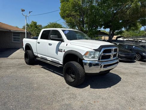 Used 2016 RAM 2500 SLT AWD/4WD image 3