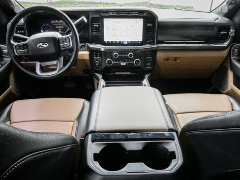 Used 2024 Ford F350 Lariat AWD/4WD image 28
