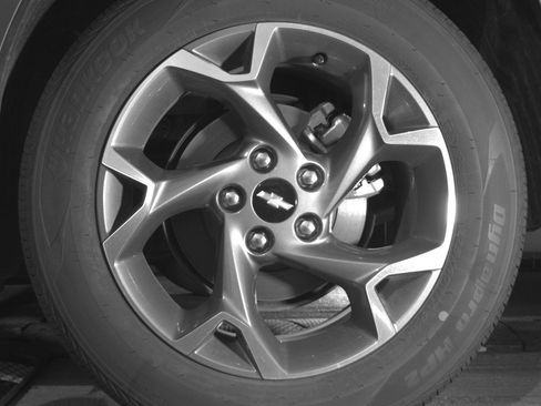 Used 2025 Chevrolet Trax LT FWD image 14